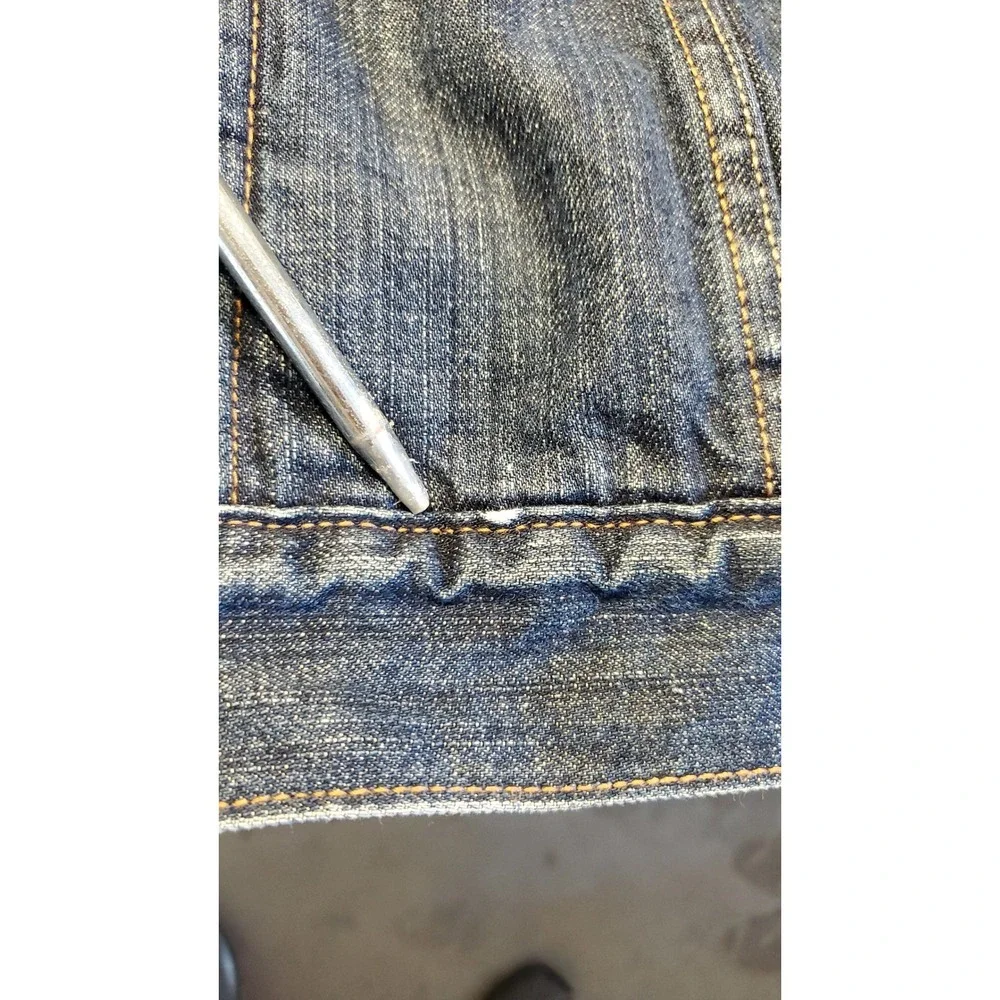 Levis Mens Sherpa Lined Denim Trucker Jacket XL Dark Wash 70520 Blue Stain